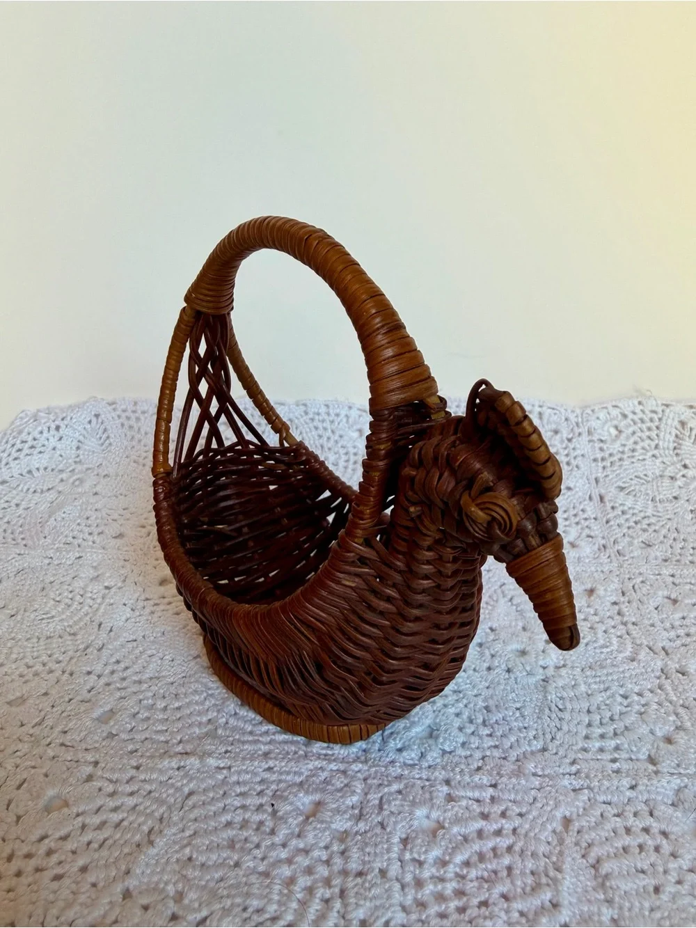 Vintage Handwoven Wicker Chicken Basket Rustic Farmhouse Easter Egg Decor